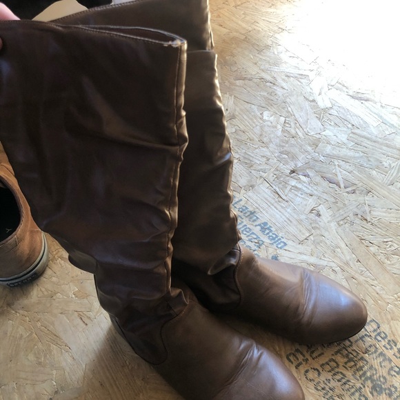 Dress boots - Picture 2 of 2